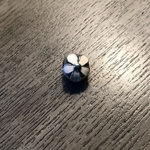 Pandora darling daisy clip